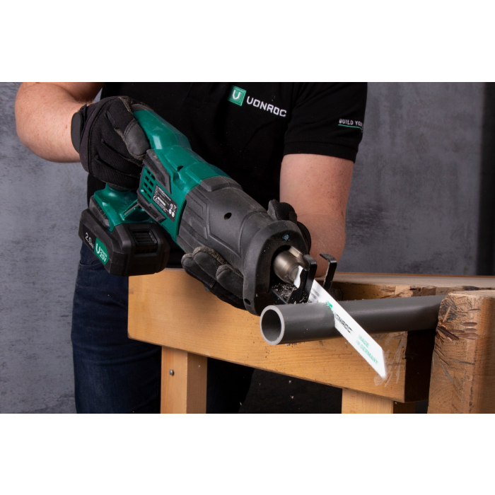 Reciprocating saw 20V - 2.0Ah | Incl. 2 batteries and charger