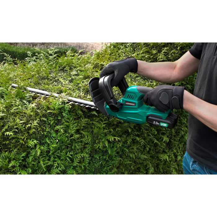 Hedge trimmer 20V - 2.0Ah | Incl. 2 batteries and charger